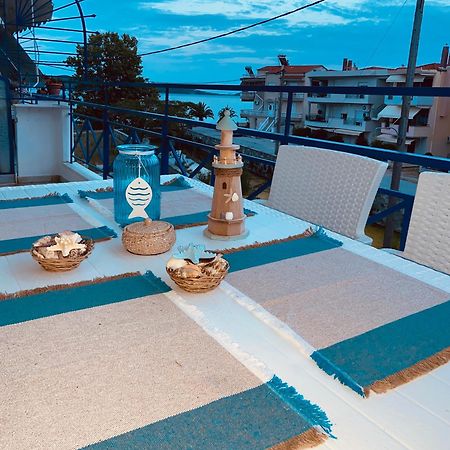 Peramore Apartment Néa Péramos エクステリア 写真