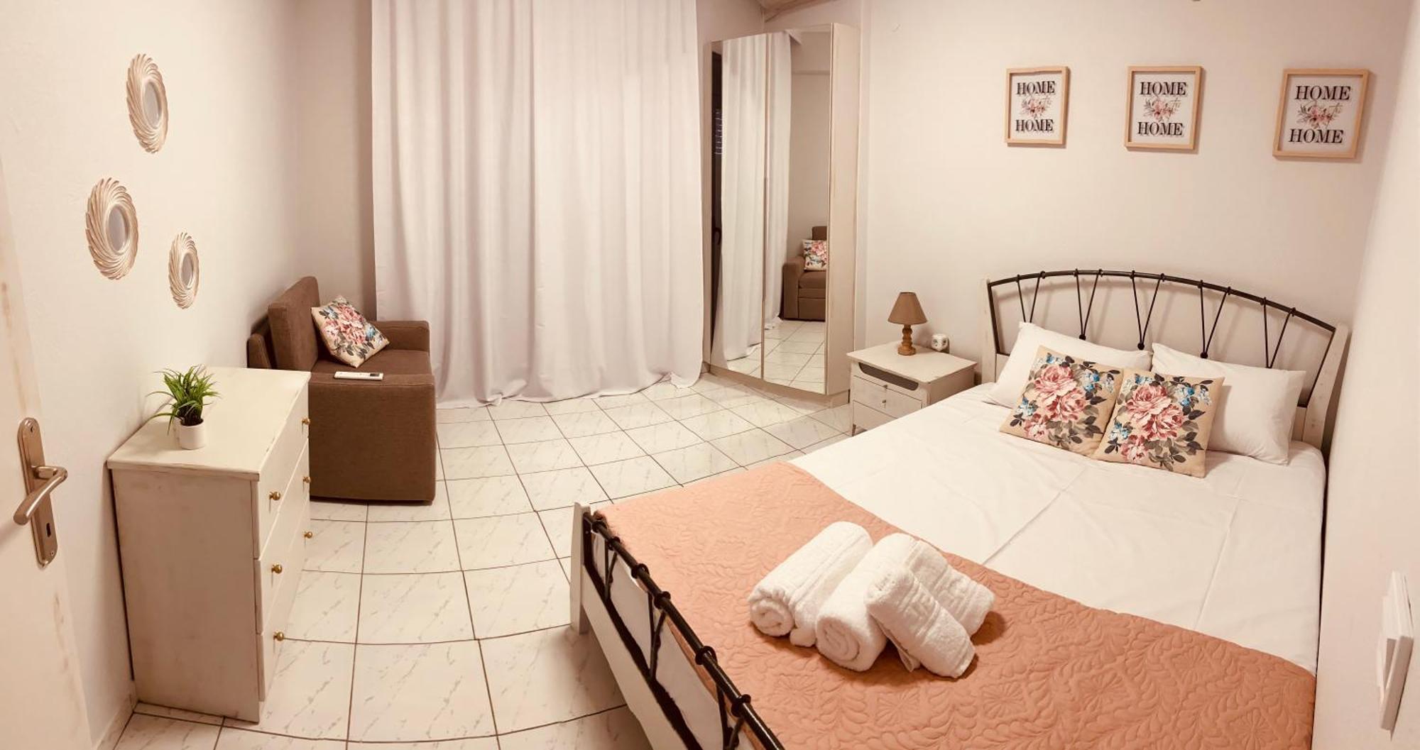 Peramore Apartment Néa Péramos エクステリア 写真